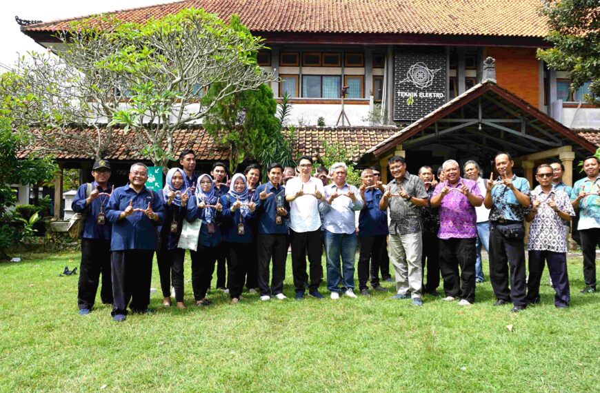 PSTE Studi Banding ke Teknik Elektro Universitas Udayana